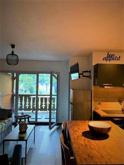 Appartement Tt Confort Au Coeur Des Montagnes Vue Sur Les Montagnes II Wifi Luz-Saint-Sauveur Exterior foto